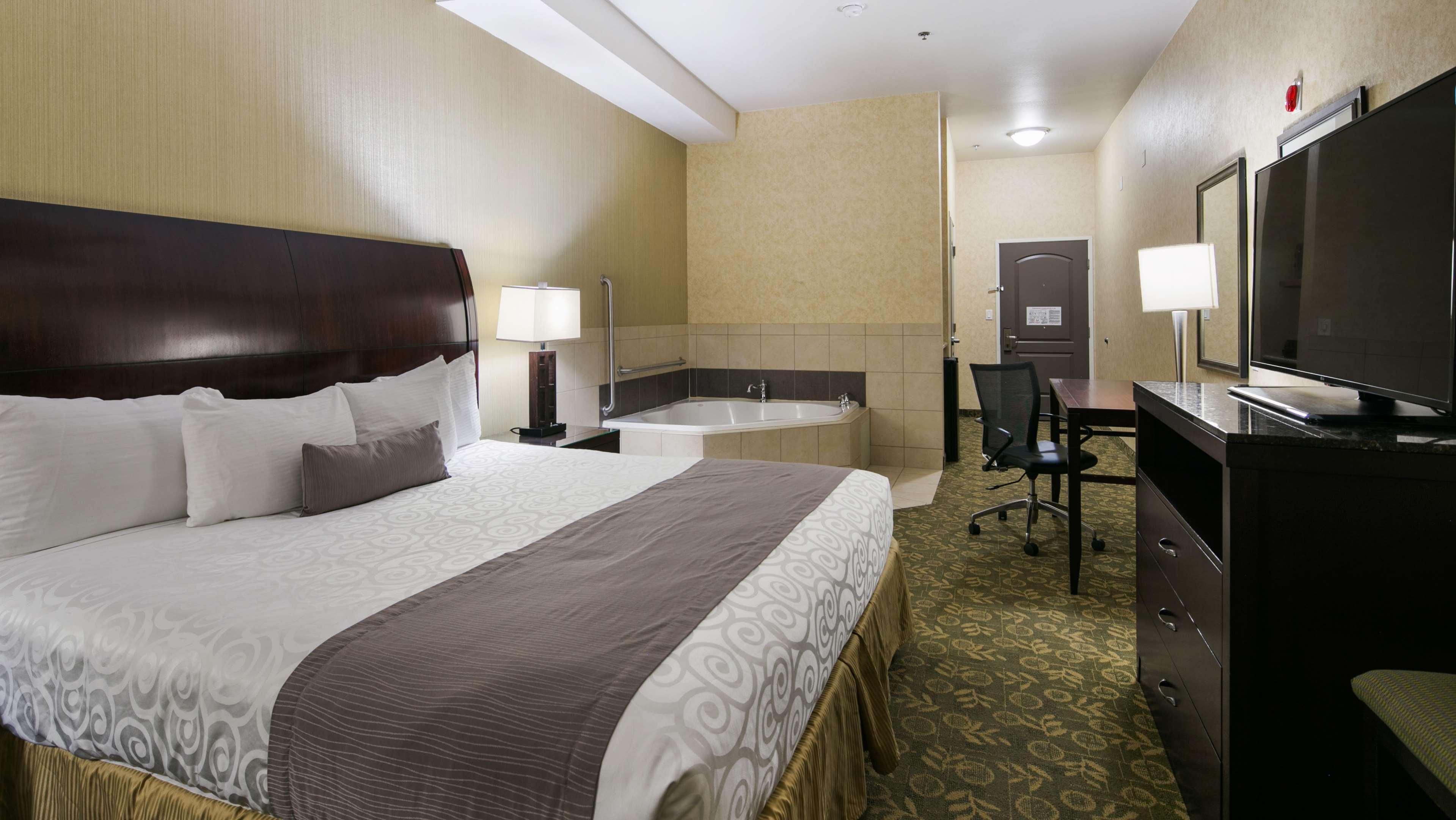 Best Western Plus Wasco Inn & Suites Buitenkant foto