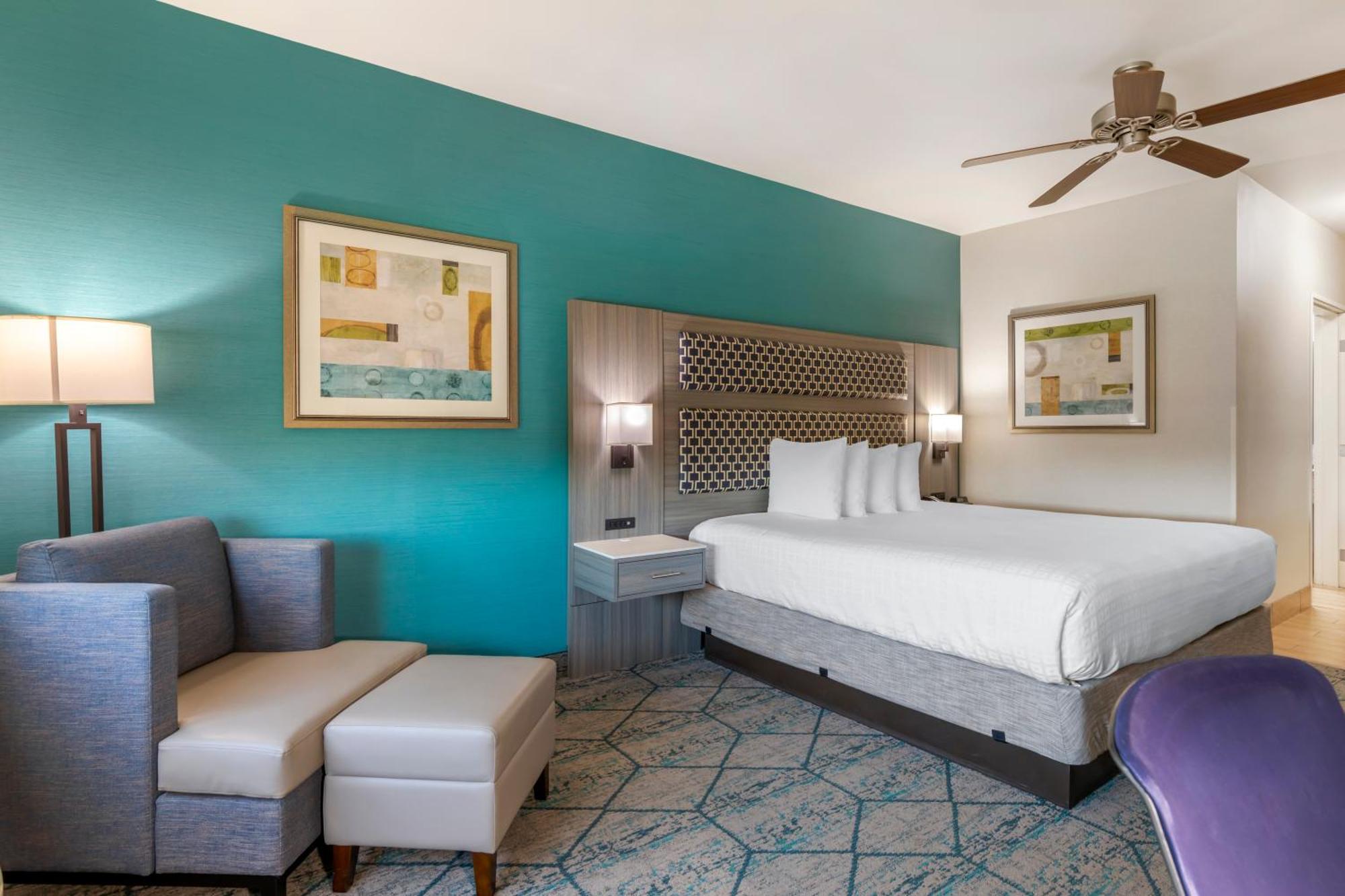 Best Western Plus Wasco Inn & Suites Buitenkant foto