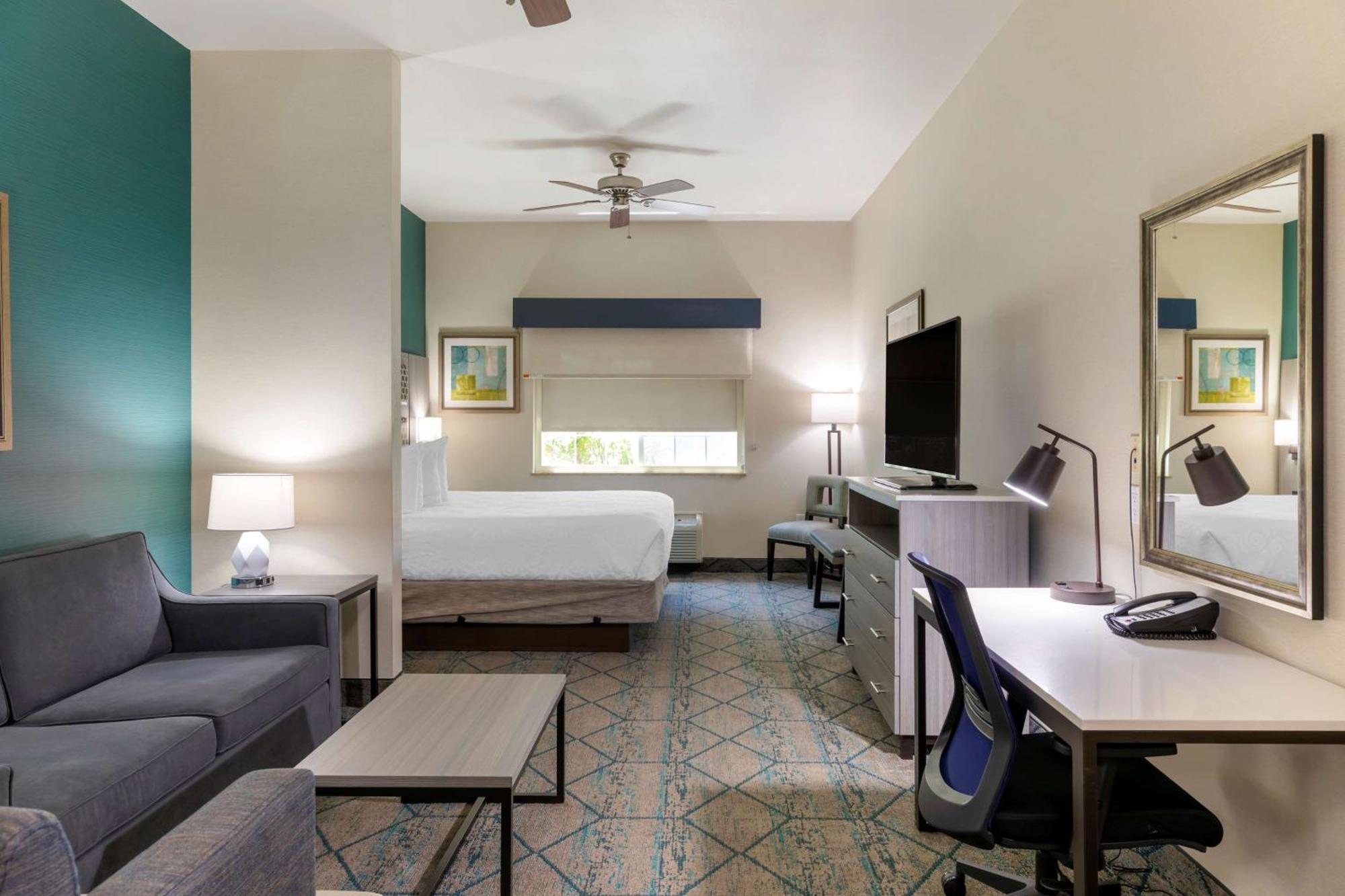 Best Western Plus Wasco Inn & Suites Buitenkant foto