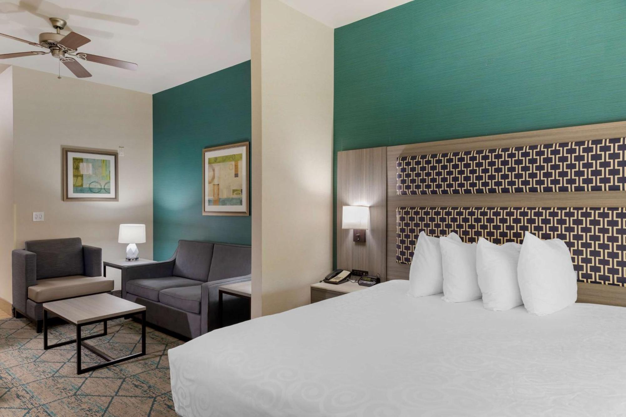 Best Western Plus Wasco Inn & Suites Buitenkant foto